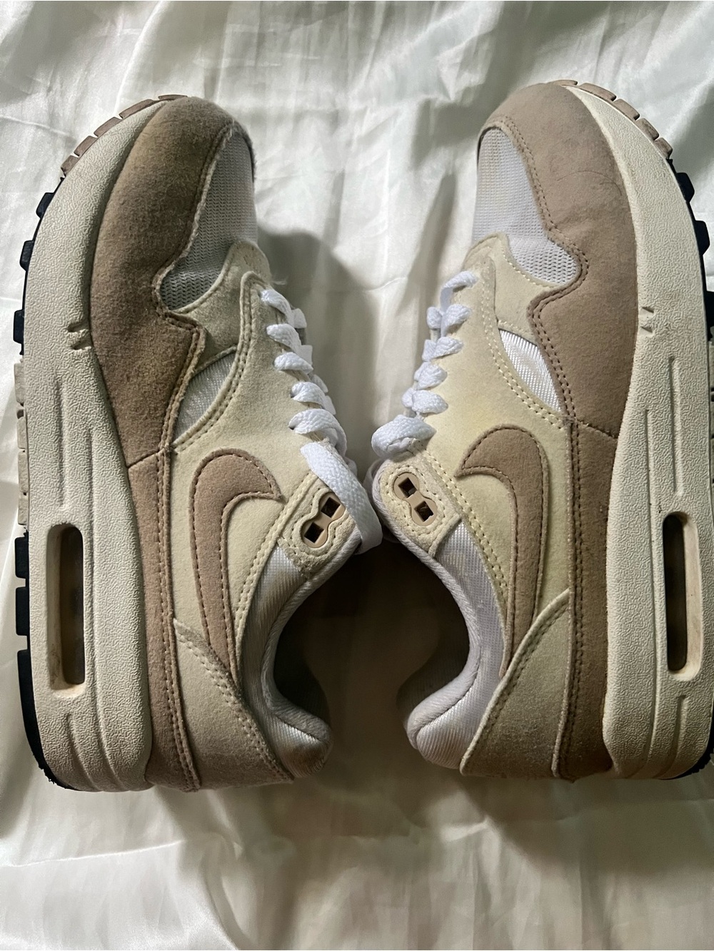 Nike Air Max 1 Women's in Sand Drift - Picture 2 of 6